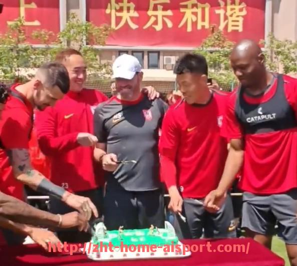 爱体育-东德历史上的德甲球队及其发展轨迹回顾