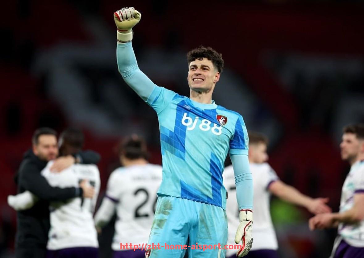 爱体育-西甲足球联赛徽标详细解析：历史演变与设计理念